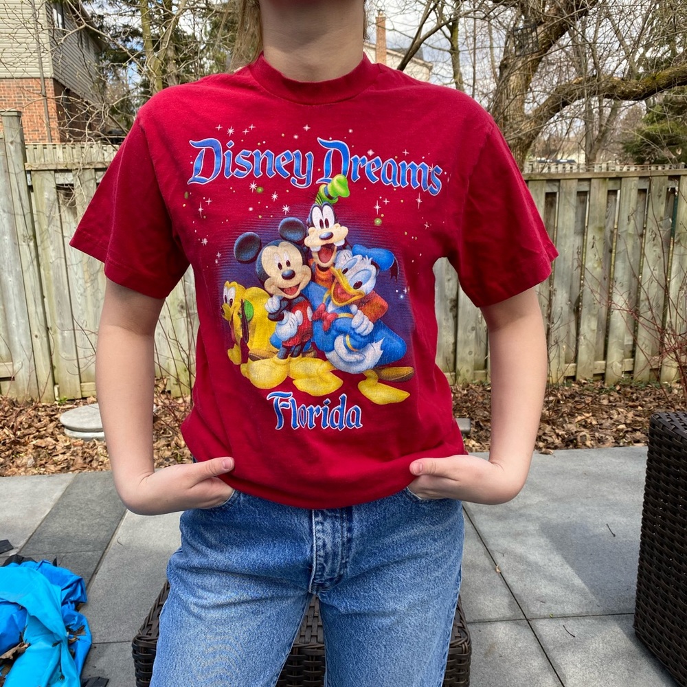Vintage Red Disney T-shirt